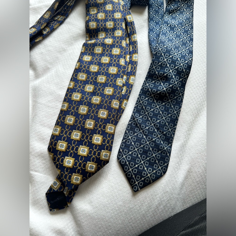 2 Mens Ties ( Christian Dior) - Picture 13 of 15